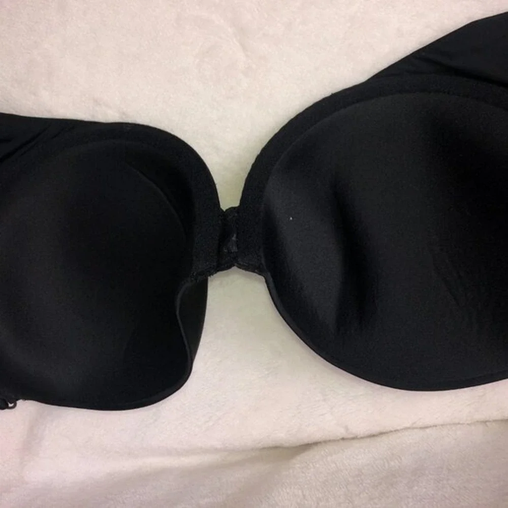 Victoria's Secret Black‎ Demi Bra 34D Goth